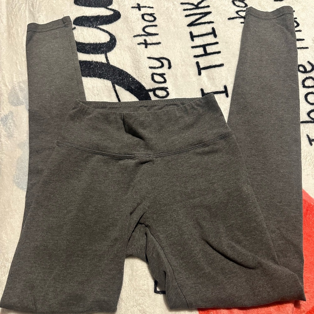 Hollister offline leggings